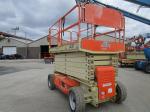 Xe Nâng Người Cắt kéo JLG 12m Làm Việc