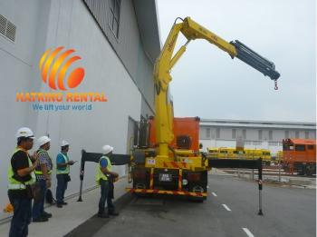ARTICULATED CRANES 6TON
